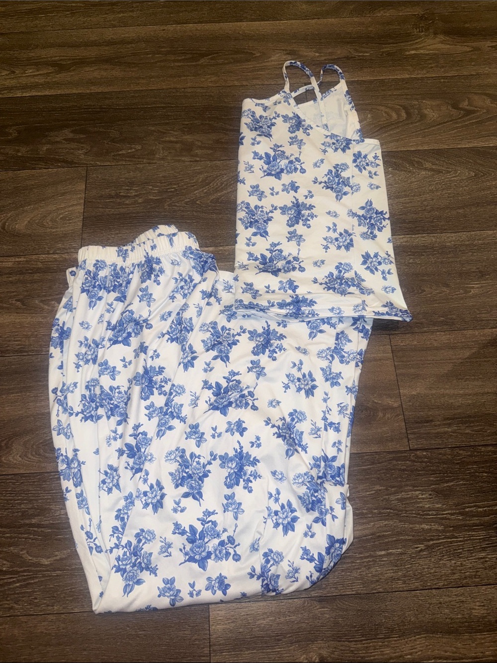 White and Blue Floral Cami Pajama Set - Picture 6 of 10